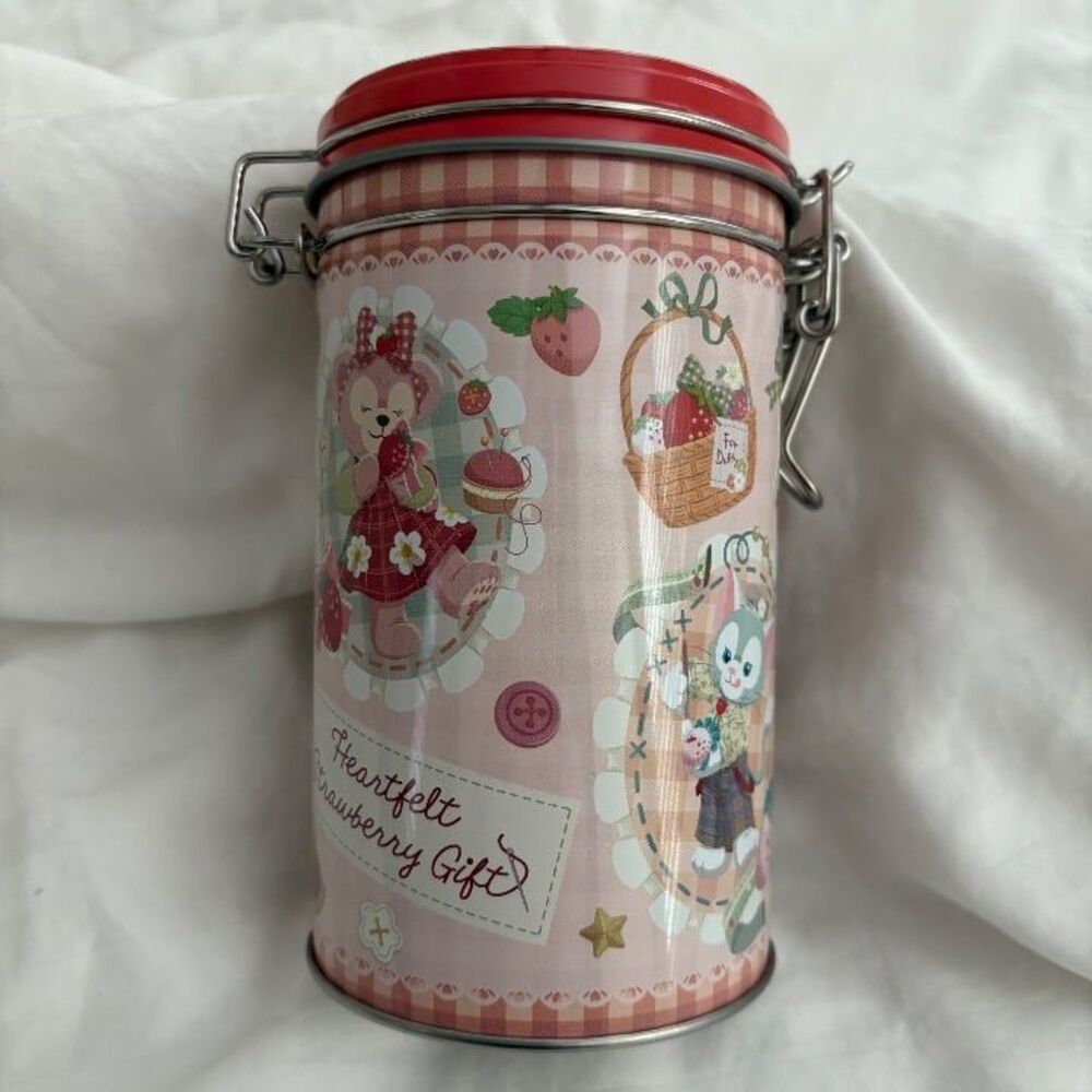 Duffy & Friends Heartfelt Strawberry Gift Canister